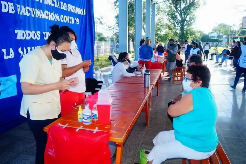 Amplio operativo de vacunación contra la covid-19 se concretó en la provincia