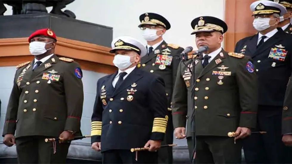 El desesperado intento de Padrino López para que Maduro no lo remueva del cargo