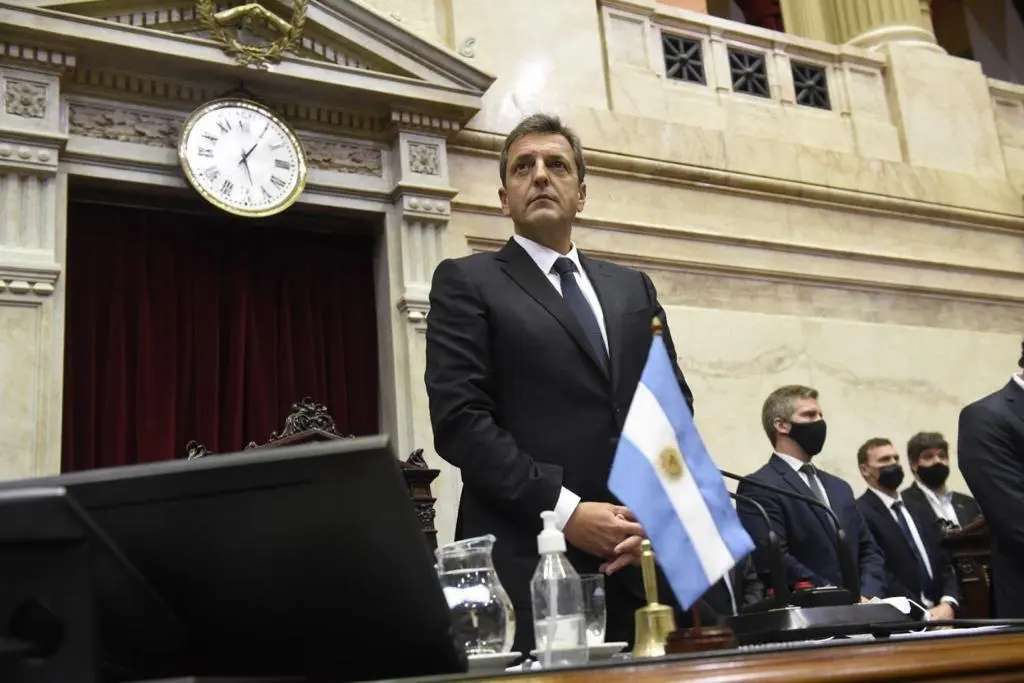 Massa reafirmó pedido de "memoria, verdad y justicia" a 28 años del Atentado a la AMIA