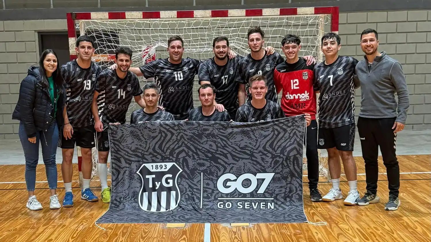 Handball: Tiro y Gimnasia juega la final en Villa María