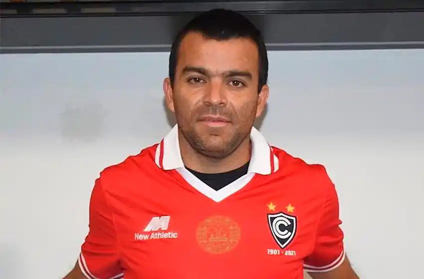 Llega Curuchet a Aldosivi y Teté tiene el delantero rápido que quería