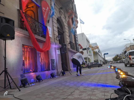 Estudiantes de la Escuela Municipal de Danzas participaron del tradicional Balcón Patrimonial