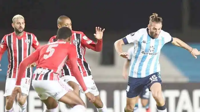 San Pablo - Racing, juegan esta noche por la Copa Libertadores