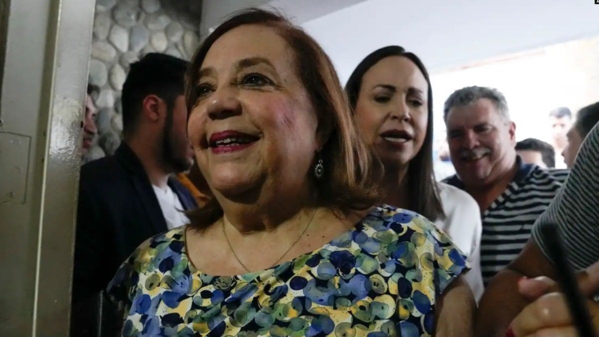 María Corina Machado alerta a la comunidad internacional que quieren impedir la inscripción de su sustituta