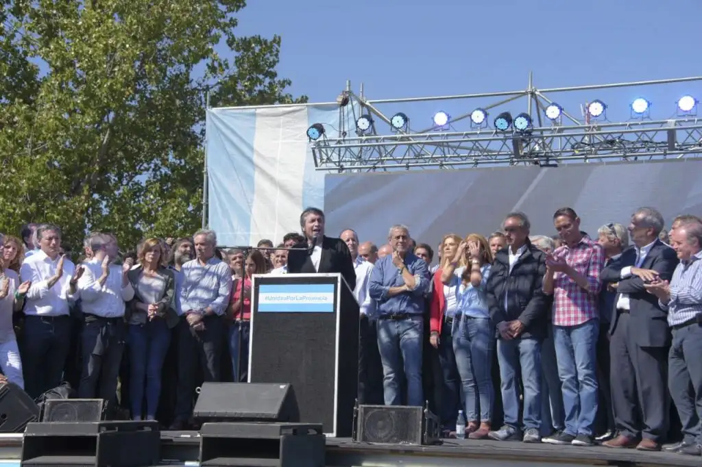El peronismo bonaerense se reunió en Avellaneda con miras a construir la unidad