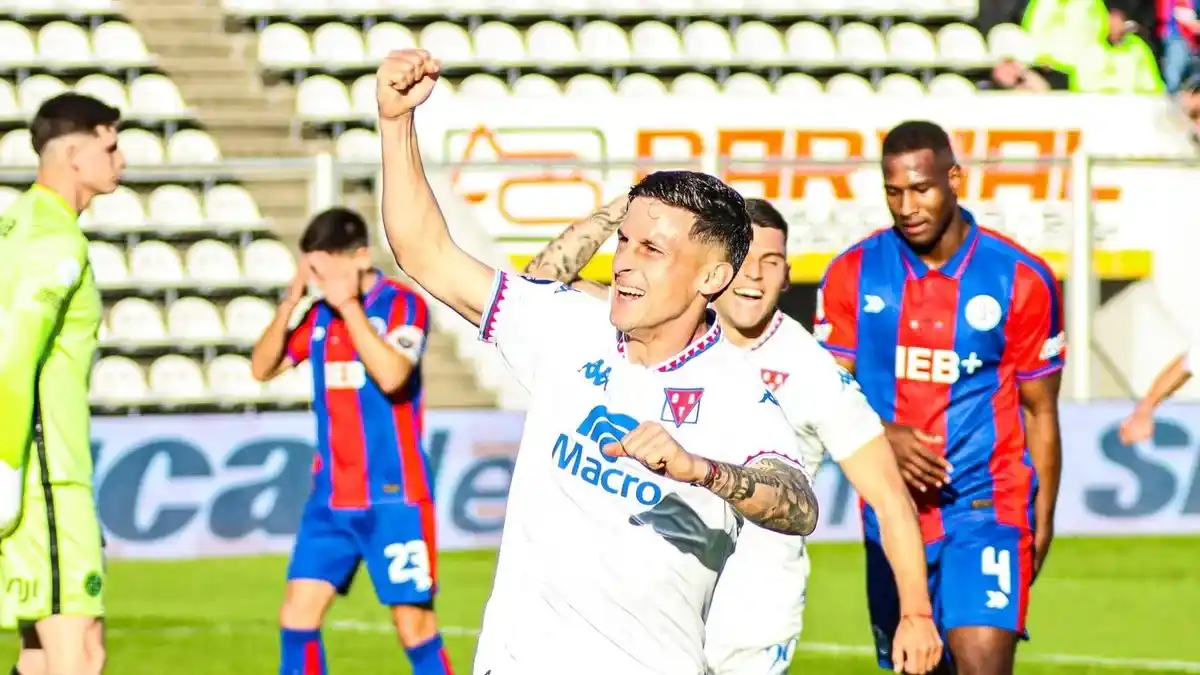 Héctor Fértoli festejó la "Ley del ex" y el único tanto del triunfo de Tigre sobre San Lorenzo