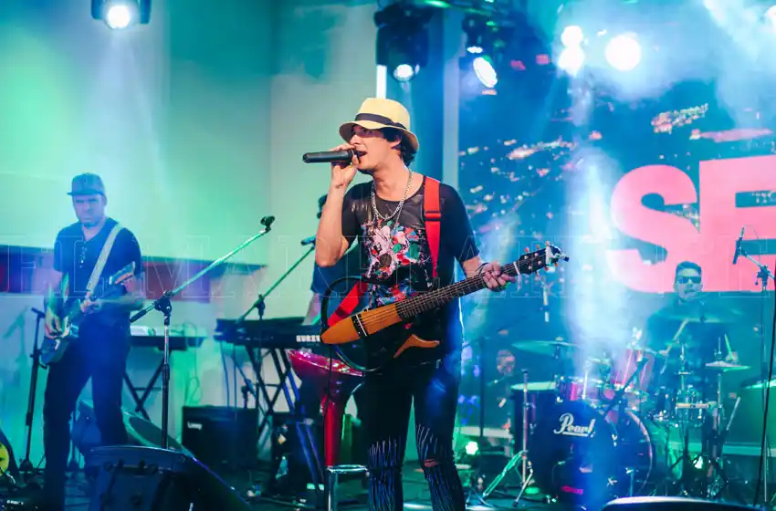 "La gente sale de la playa y viene a disfrutar de shows"