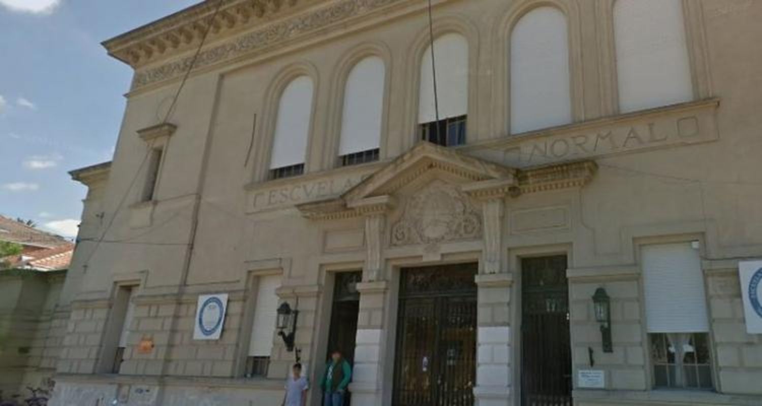 Preocupados por los robos, alumnos del Terciario  de la  escuela Normal piden seguridad