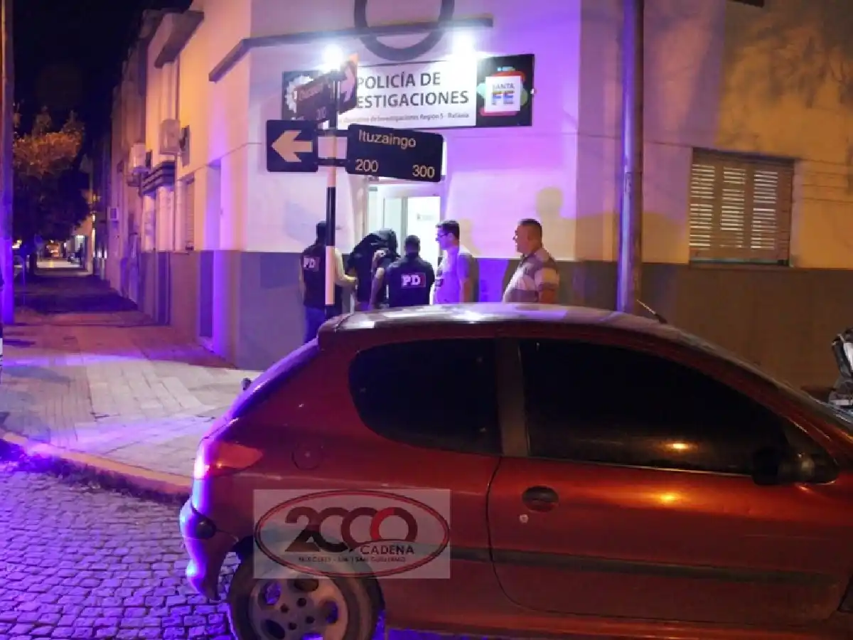 Un detenido por interceptar a un conductor y robar un maletín con medio millón de pesos 