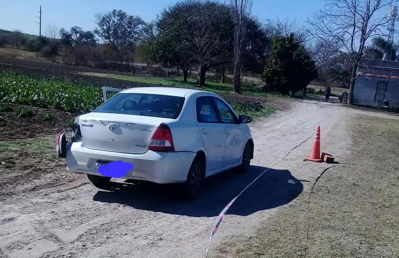 Robo un automóvil, lo persiguieron y finalmente se detuvo a fumar marihuana