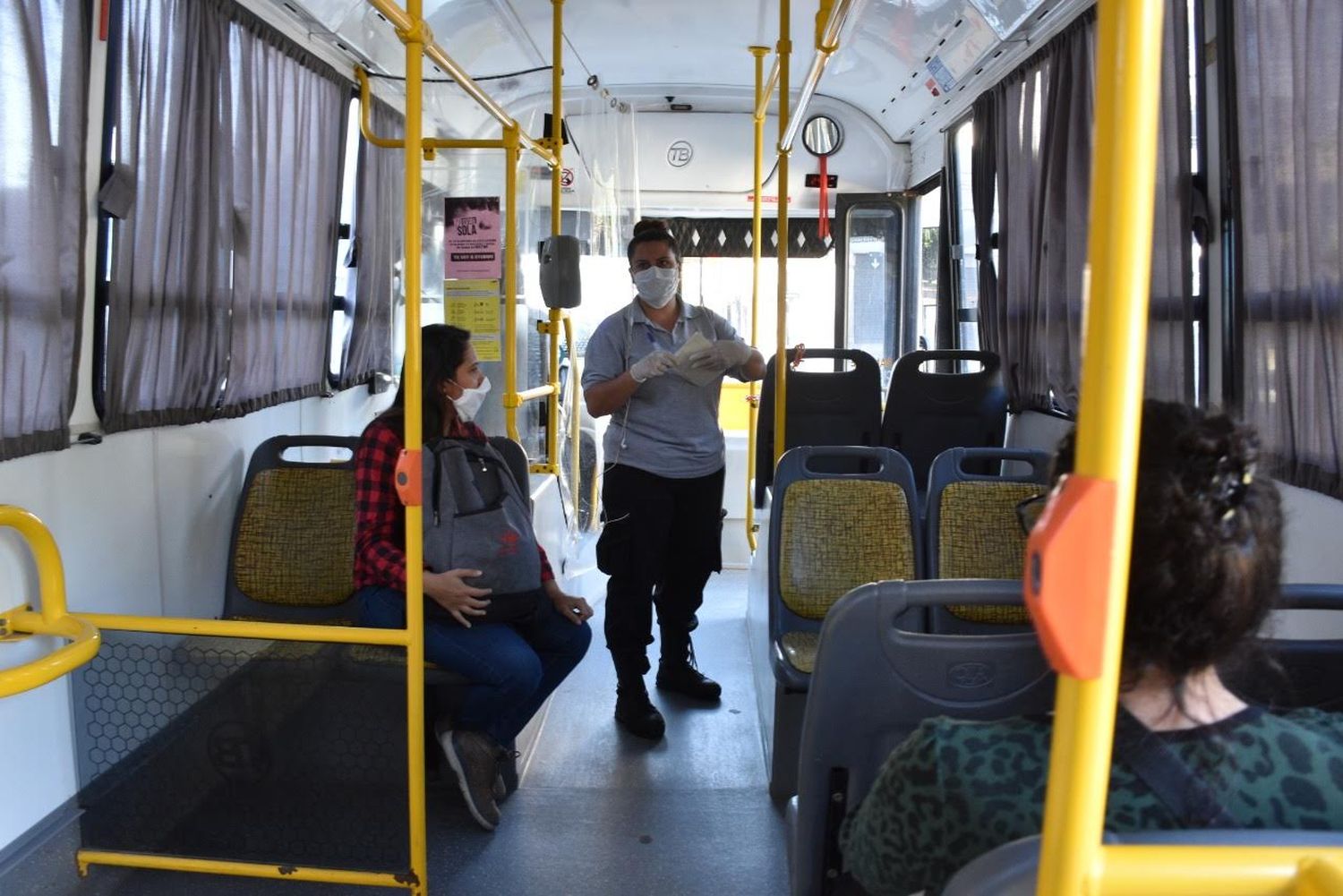 El uso de tapabocas en el transporte público será obligatorio en todo el país