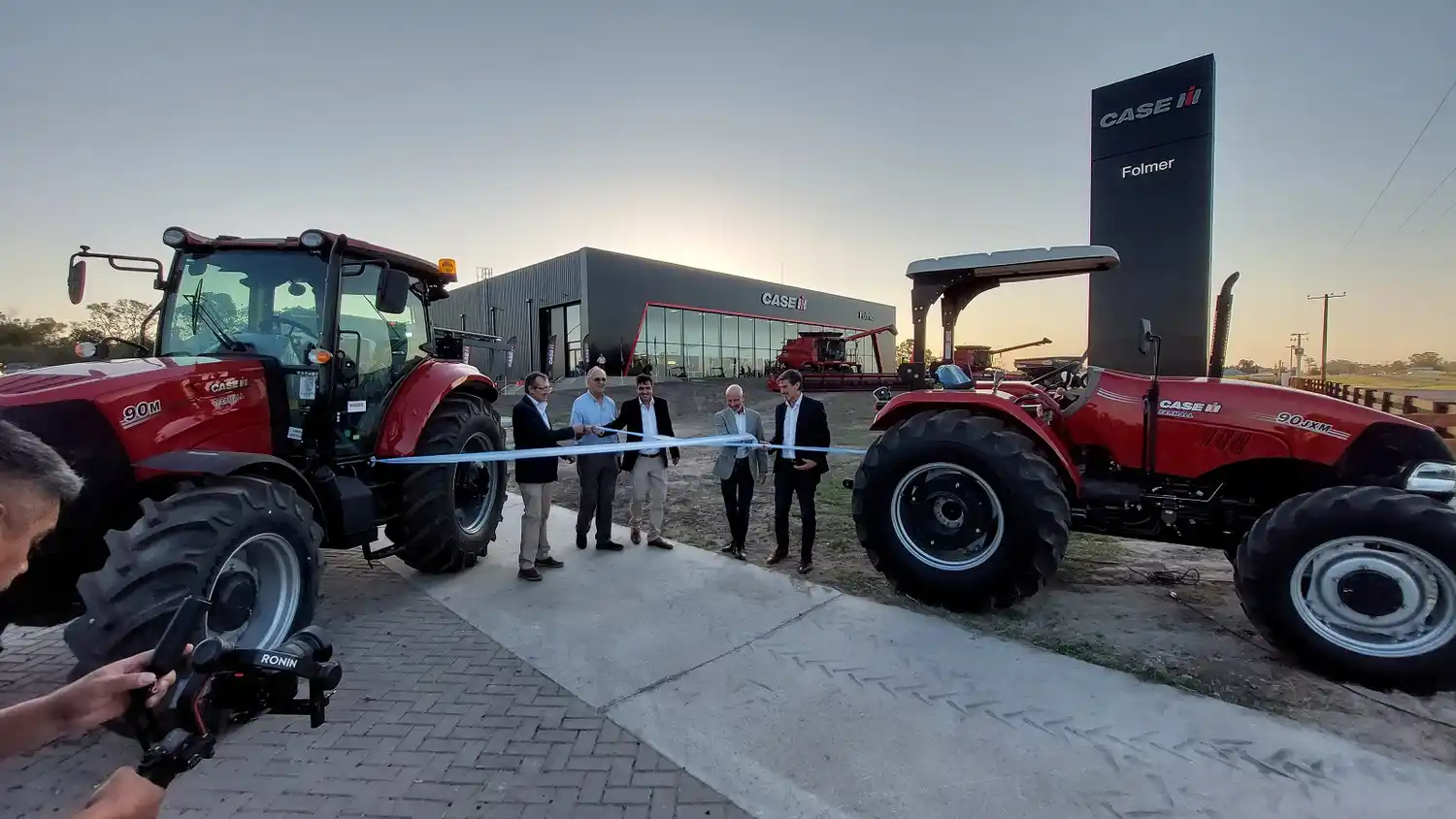 Folmer inauguró su nuevo centro de distribución y atención al cliente de Case IH en Crespo