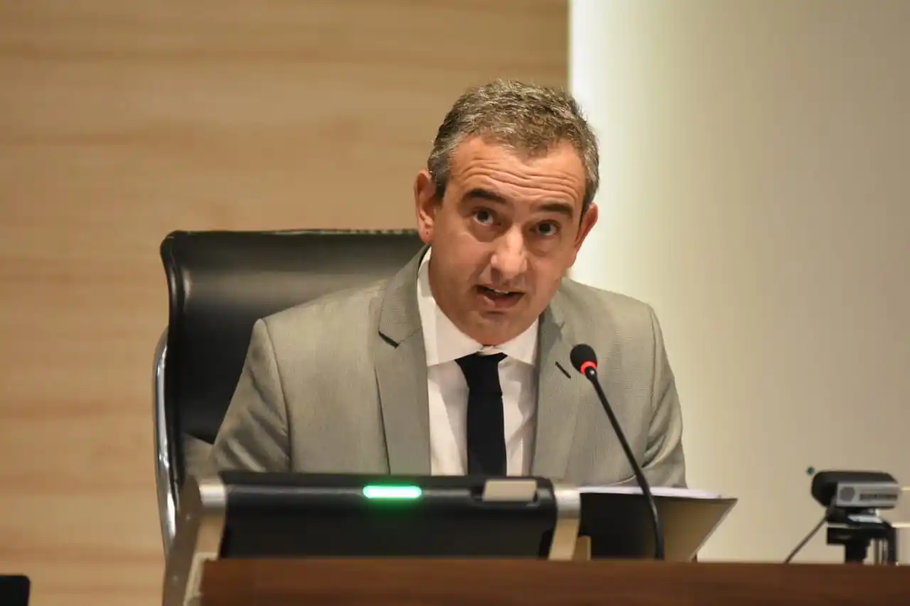 “Los vecinos no están acompañando esto y es bueno que siga siendo así. Hay incluso un repudio de los vecinos”, destacó.