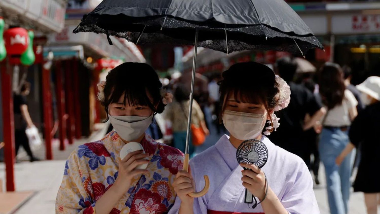 Japón experimenta la peor ola de calor desde junio de 1875