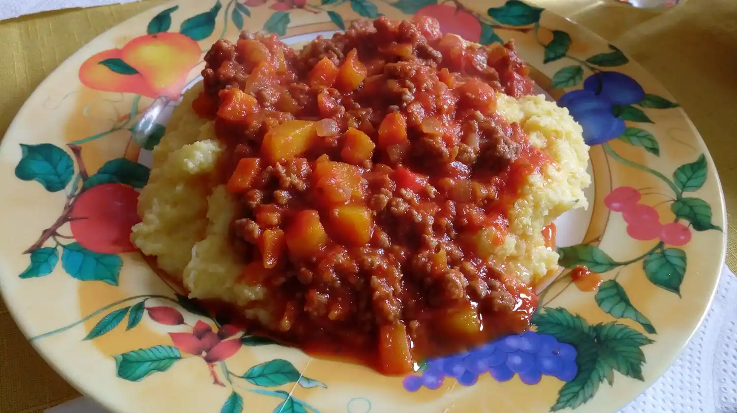 Ni tuco, ni bolognesa: conocé la receta ideal para hacer polenta rellena para zafar el frío de invierno