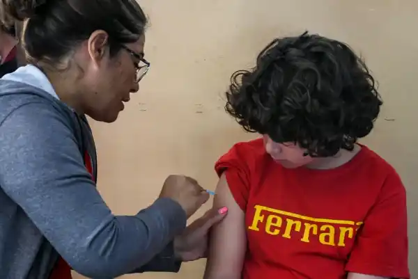 El servicio de vacunación brindará su atención en el Hospital Municipal