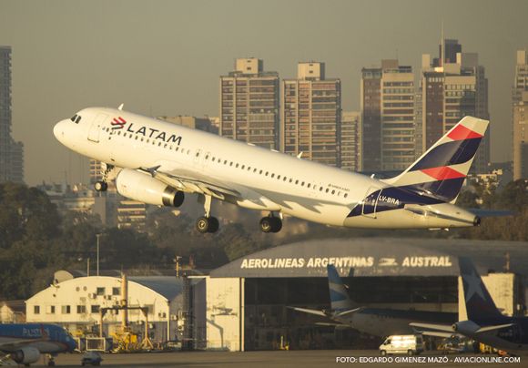 LATAM dejará Oneworld en mayo