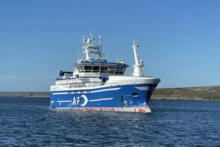 Naufragó un pesquero ilegal cerca de las Islas Malvinas: hay seis muertos y siete desaparecidos