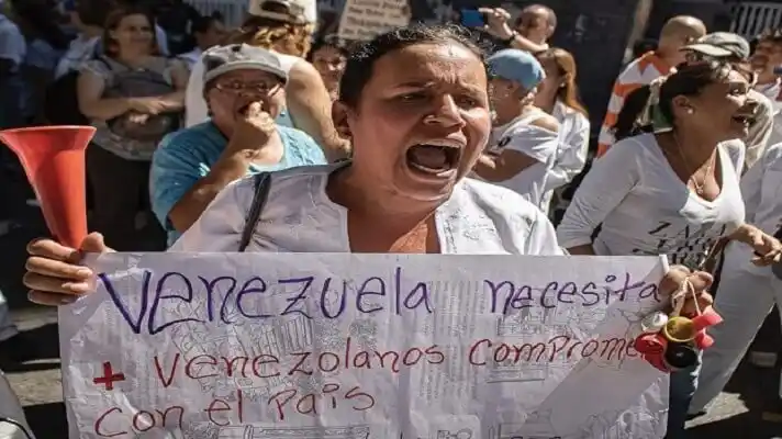 ¡CANSADOS DEL MISMO DISCURSO! Datanálisis desnuda el divorcio entre los venezolanos y el liderazgo político