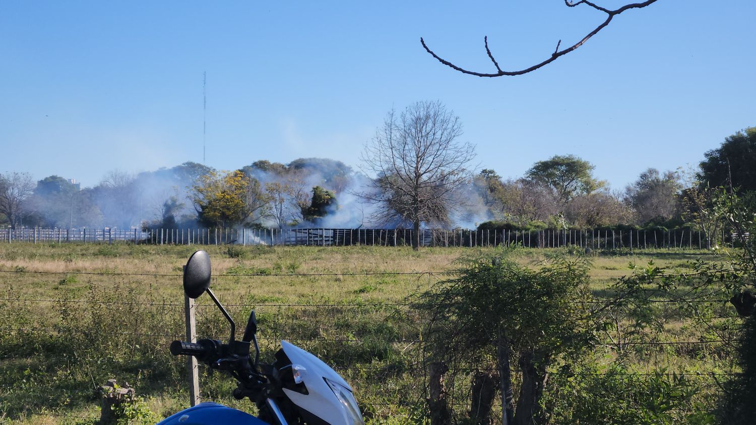 incendio bomberos zapadores fuego rafaela hacendados campo agro urbano policia policial policiales patrullero hacendados de rafaela gur guardia urbana - 5