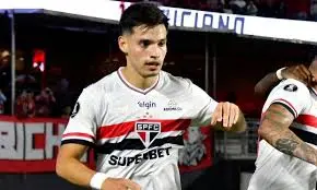 Asociación Paraguaya de Fútbol aboga por Damián Bobadilla y pide una investigación por señalamientos de xenofobia (+Comunicado)