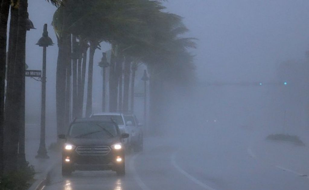 La tormenta tropical Eta podría convertirse en huracán tras llegar a Florida
