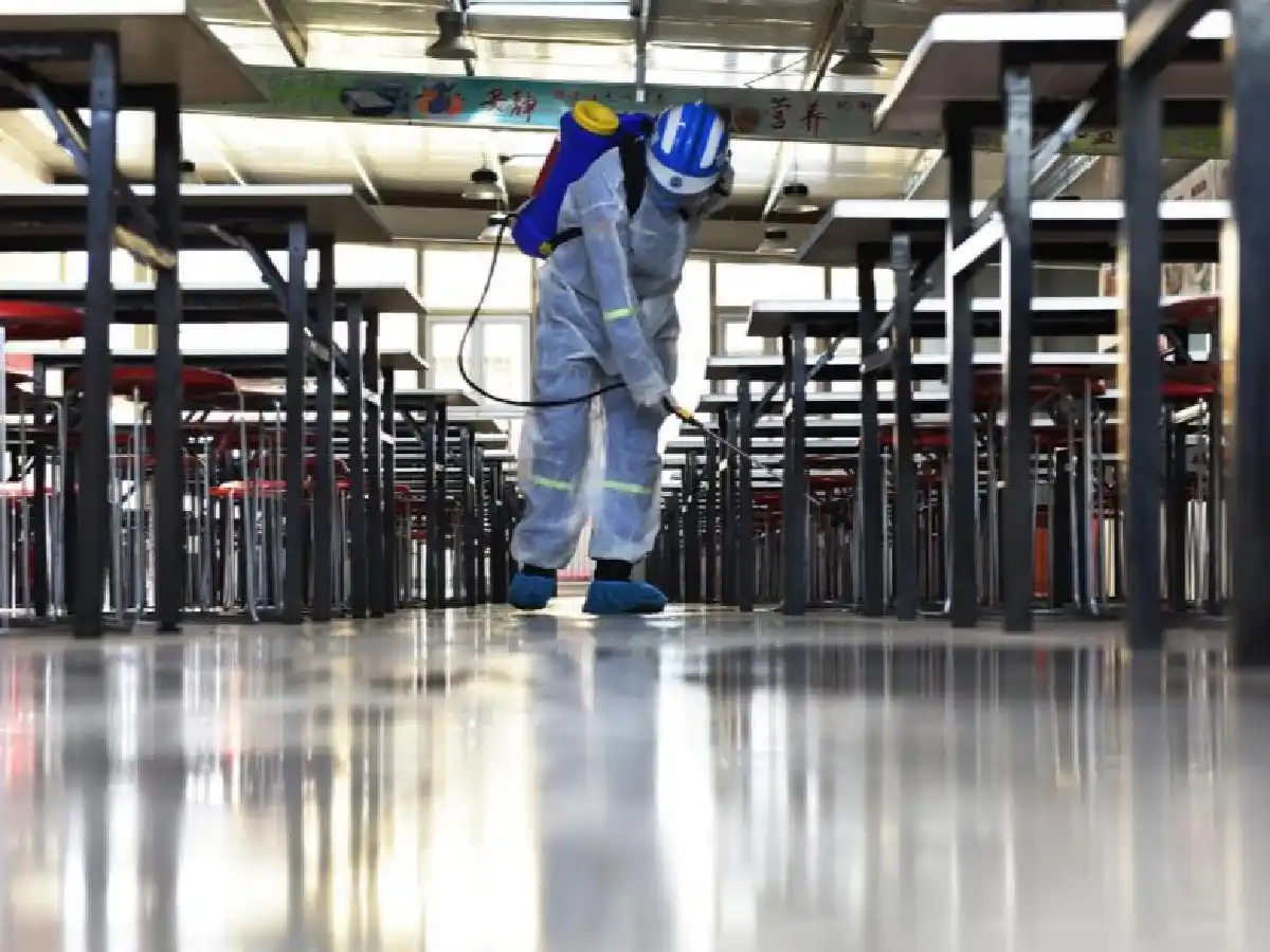 Tapabocas desde 1º grado, grupos rotativos y distancia de 2 metros, así será el regreso a clases