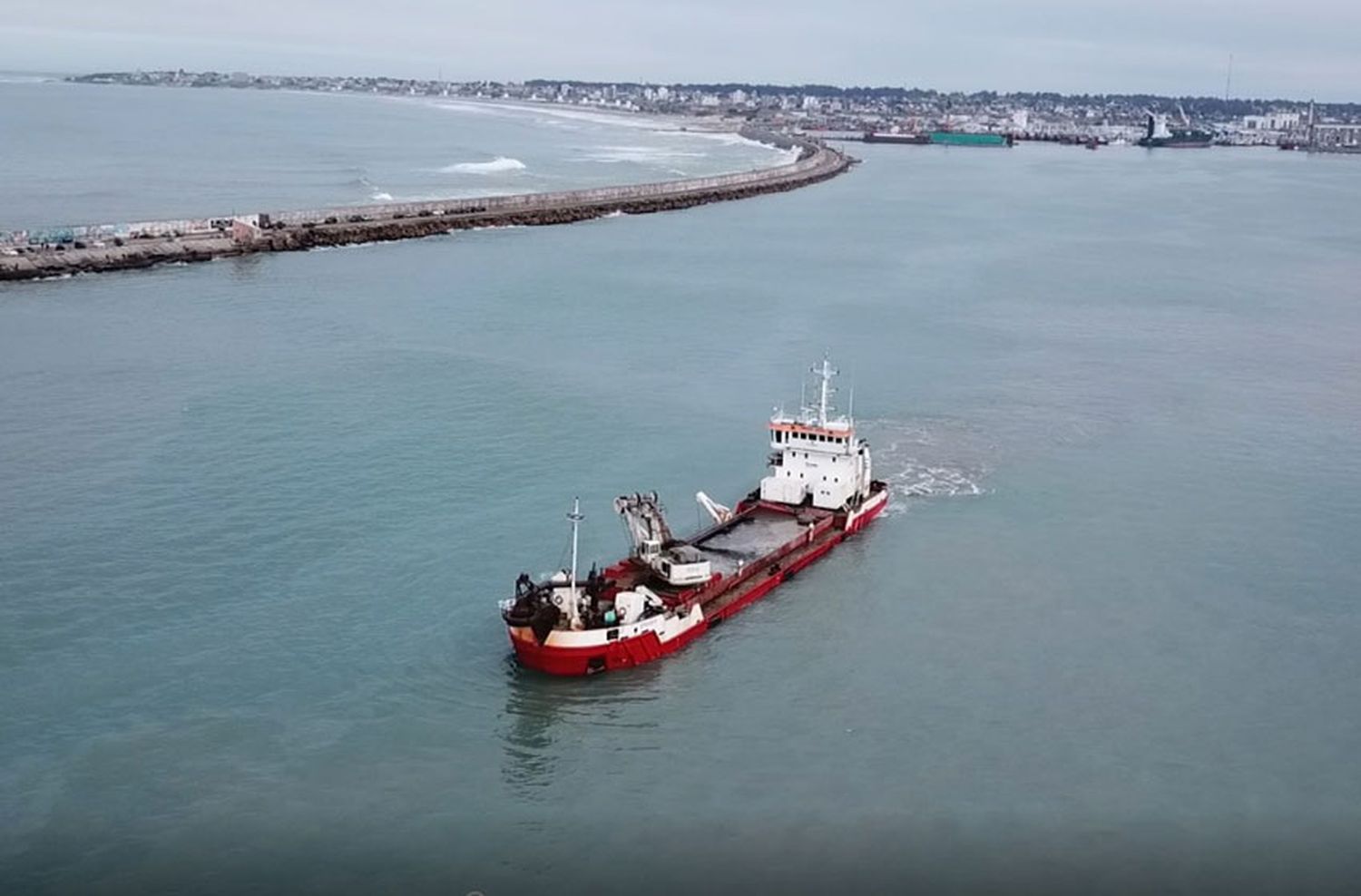 Se publicó el llamado a licitación para el dragado del puerto de Mar del Plata