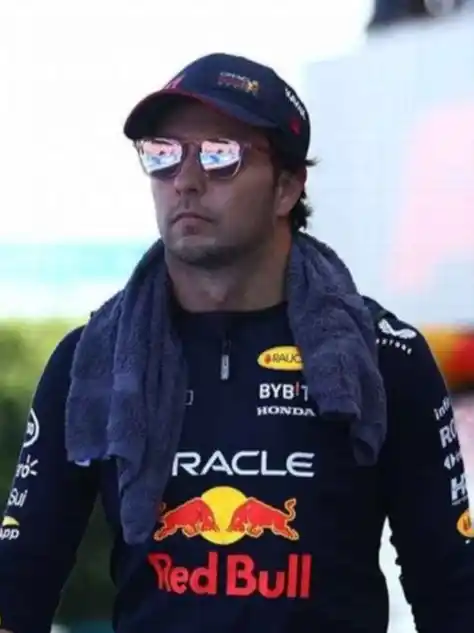 Checo Pérez tuvo que volver a pista para cumplir con una sanción