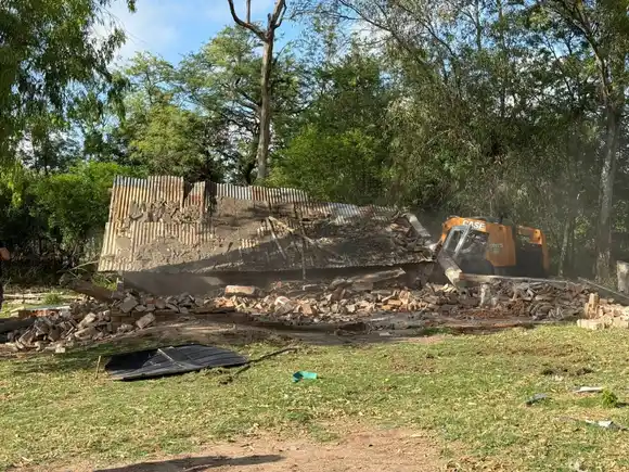 Derribaron otros cuatro puntos de venta de drogas en una ciudad de la provincia