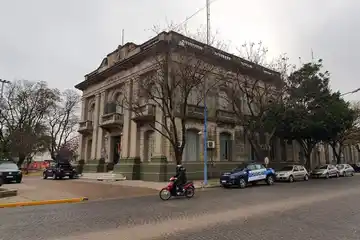 Detuvieron a un oficial de la Policía Federal que prestaba servicios en Rafaela y quedó alojado en Alcaidía