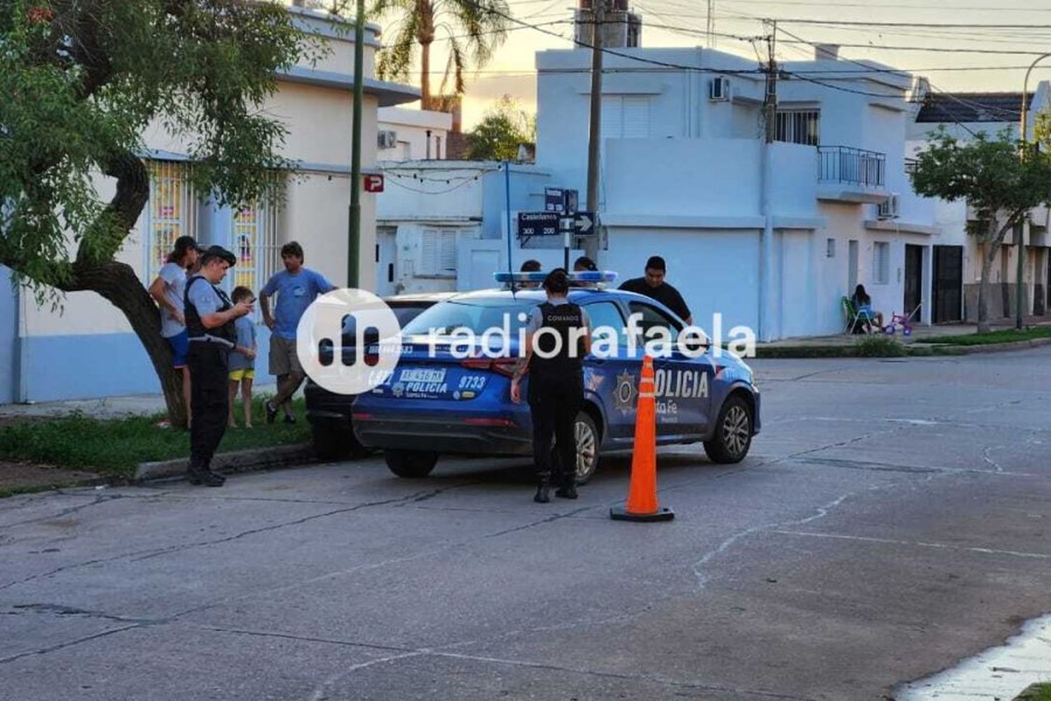 Accidente en Barrio Central Córdoba: un patrullero involucrado