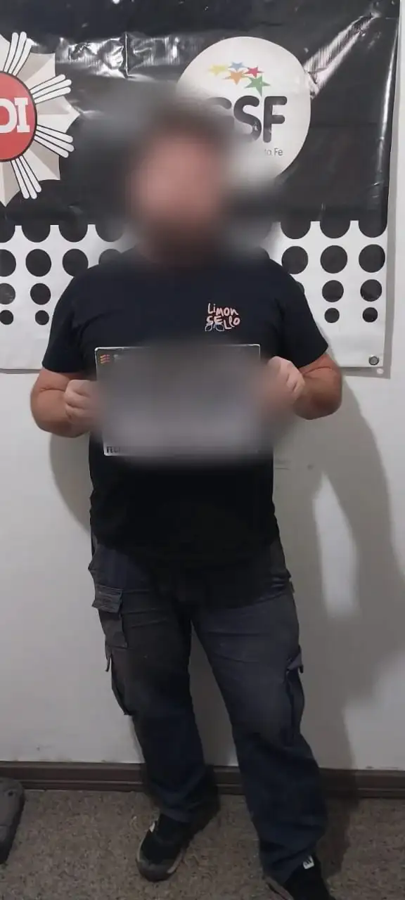 Revisaron 200 vehículos en un desarmadero y encontraron dos autos que eran buscados por la Justicia - 2