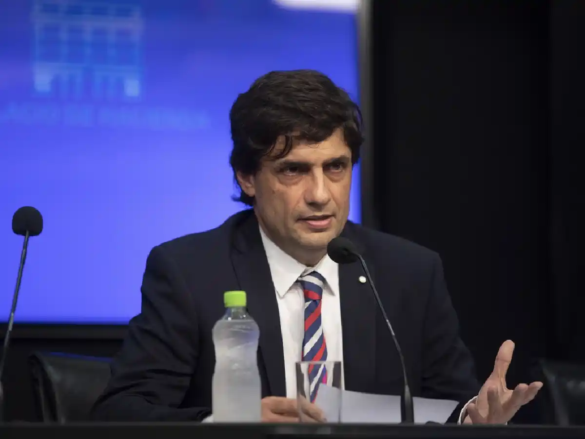 Argentina redujo la presión impositiva y el déficit fiscal pero subió la pobreza y la inflación