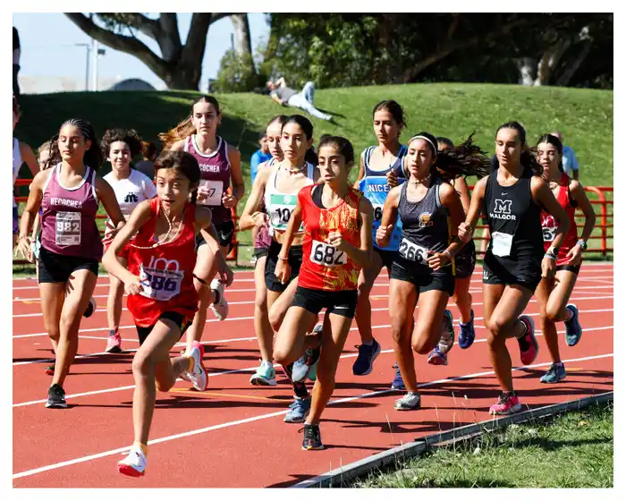 Mena, Rosas y Saray Pernía sobresalieron en el Torneo “Día de la Mujer”