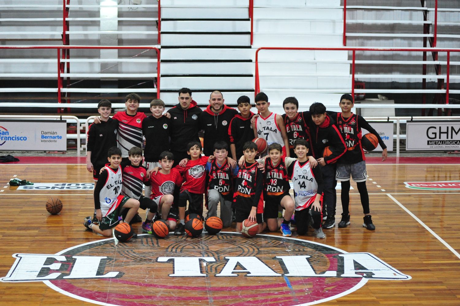 Plantel U13: Mirko Casermeiro, Agustín Córdoba, Juan Diego Elkin, Juan Francisco Gallardo, Salvador Giuliano Albo, Santino Giner, Lautaro Tisera, Dante Valsagna, Manuel Amali, Octavio Astrada, Fabrizio Bertoli, Leonel Masera, Gaspar Russo Y Jeremías Olivera. DT:Lorenzo Cavallo
AT: Guido Falasconi.