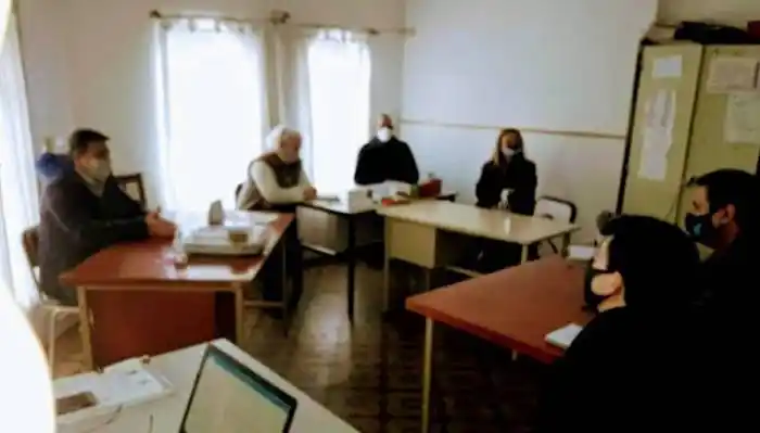 AGMER ratificó el trabajo  docente no presencial en  reunión con director   departamental de escuelas