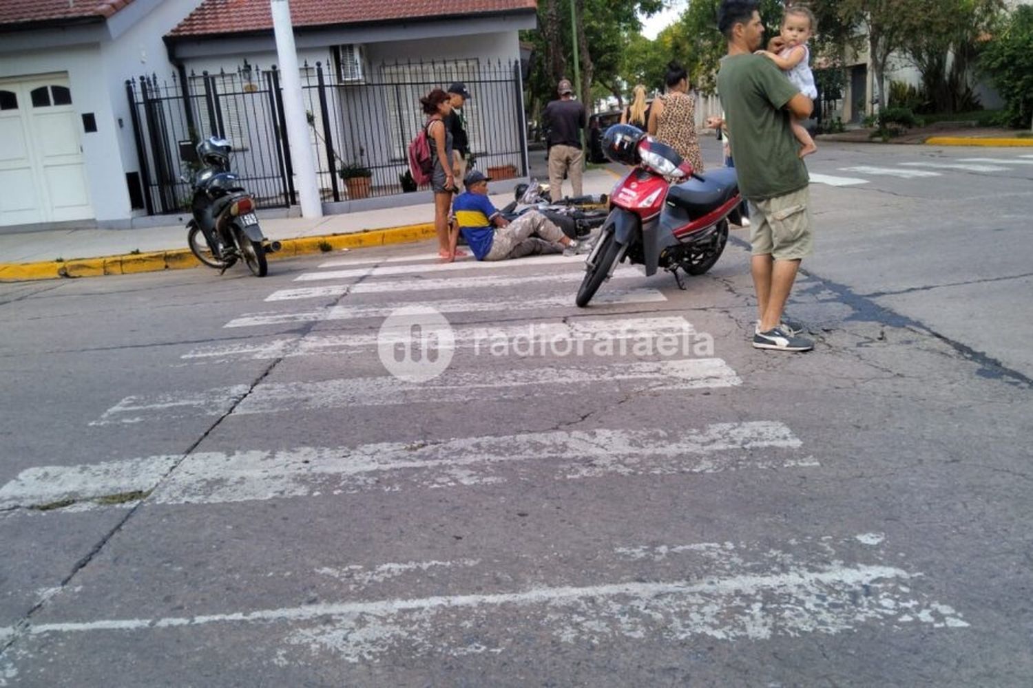 Accidente entre dos motos: afortunadamente no hubo lesionados