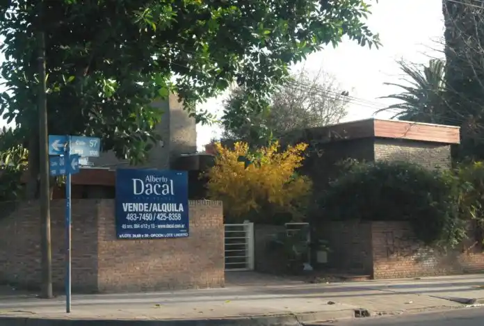 El Gobierno habla de la posibilidad de pesificar el mercado inmobiliario