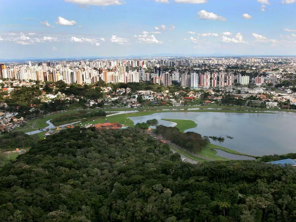Curitiba, capital del estado de Paraná, Brasil