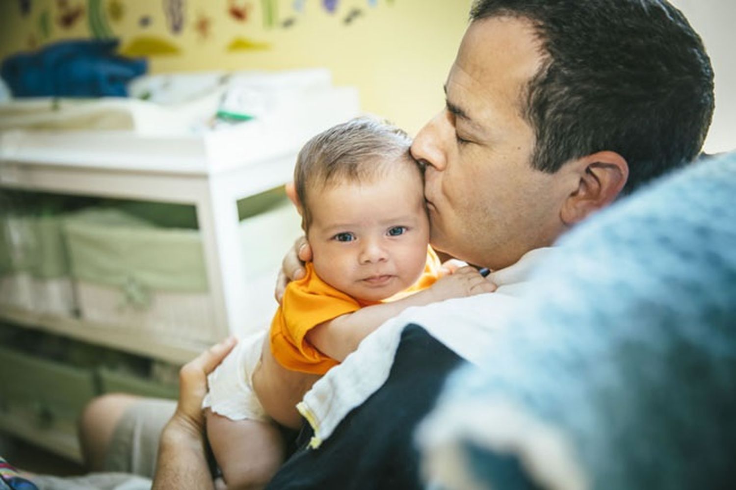 El amor de un padre cura la orfandad