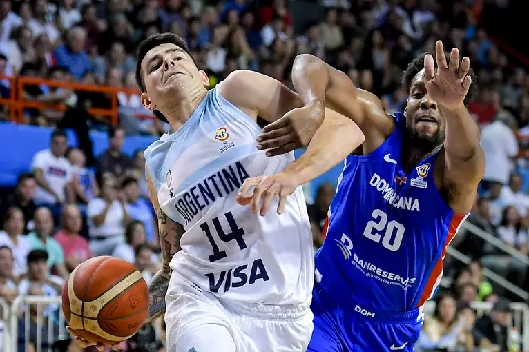 La selección argentina perdió ante República Dominicana y no jugará el Mundial de básquet