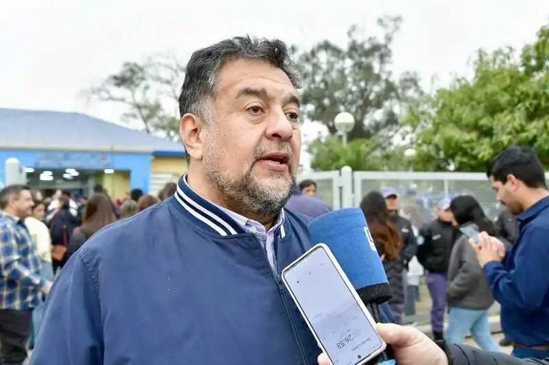 “No tenemos nada que ocultar ni que esconder”
declaro el Ministro de Justicia, Seguridad y Trabajo