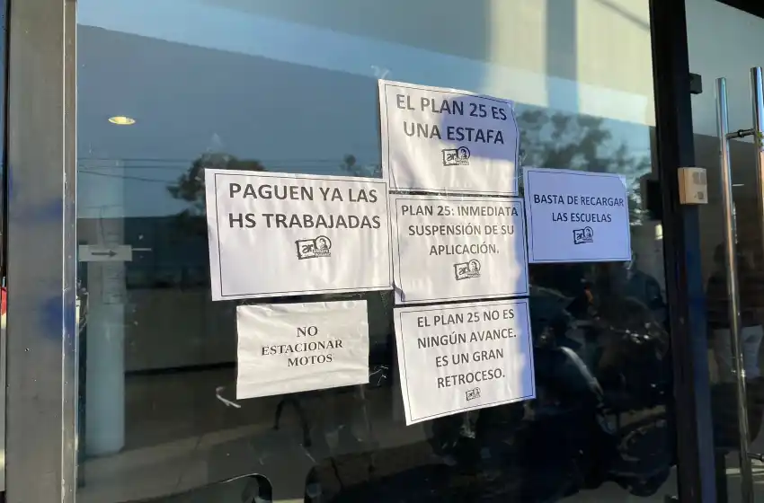 Docentes de Amsafe contra la extensión horaria: «El Plan 25 es una gran estafa»