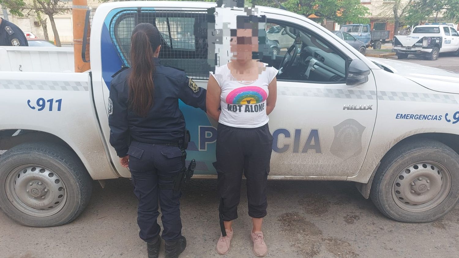 Aprehensión de una femenina mayor de edad