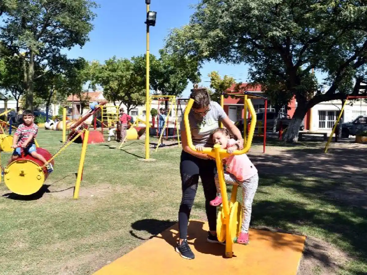 Barrio 9 de Septiembre sumó un espacio aeróbico a su plaza