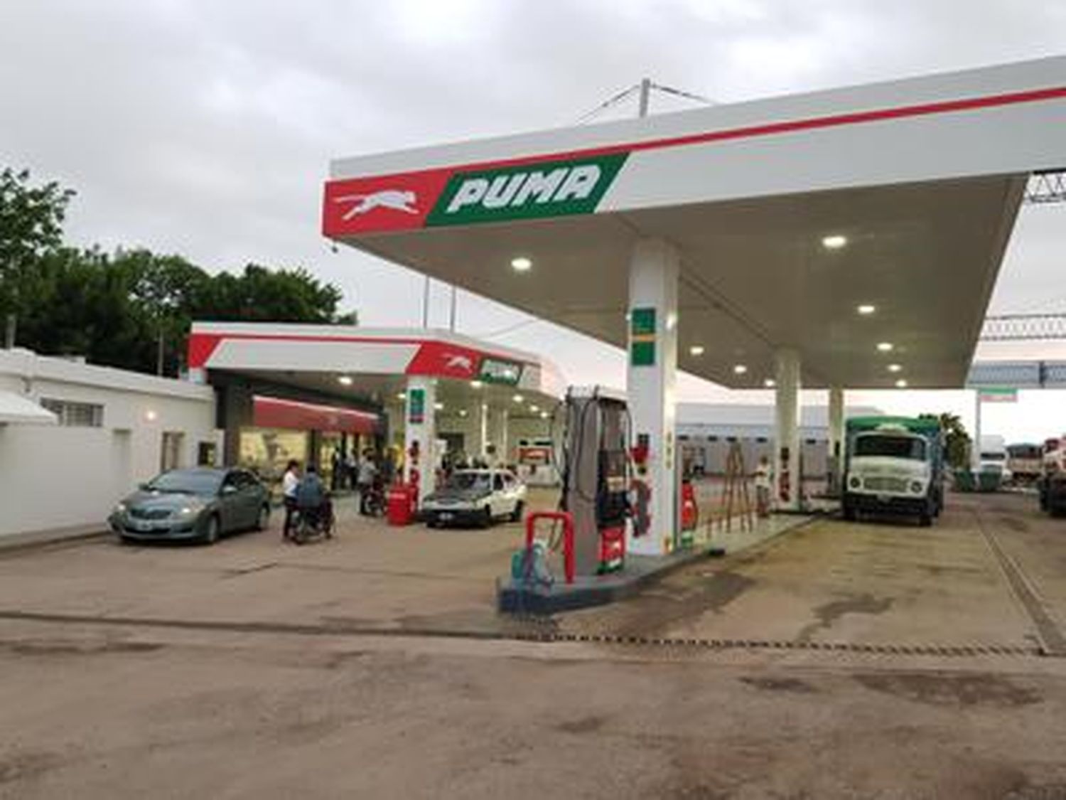 Puma inauguró su primera estación de servicio en Rafaela