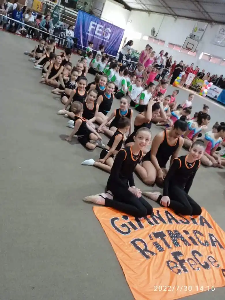 Primer Torneo Selectivo en Crespo de Gimnasia Artística