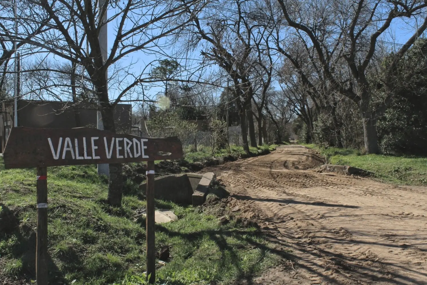 Vecinos de un barrio de Luján protestan por la instalación de un parque industrial cercano a sus viviendas