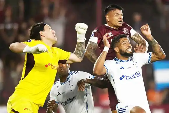 Lanús cayó ante Cruzeiro de Brasil y quedó eliminado en la semifinal